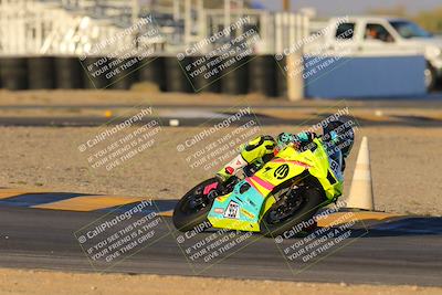 media/Nov-19-2023-CVMA (Sun) [[1f3d1b7ccb]]/Race 18 Supersport Middleweight/